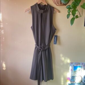 Sharagano Stretch Sleeveless Brown Dress with Belt 14 New w tags